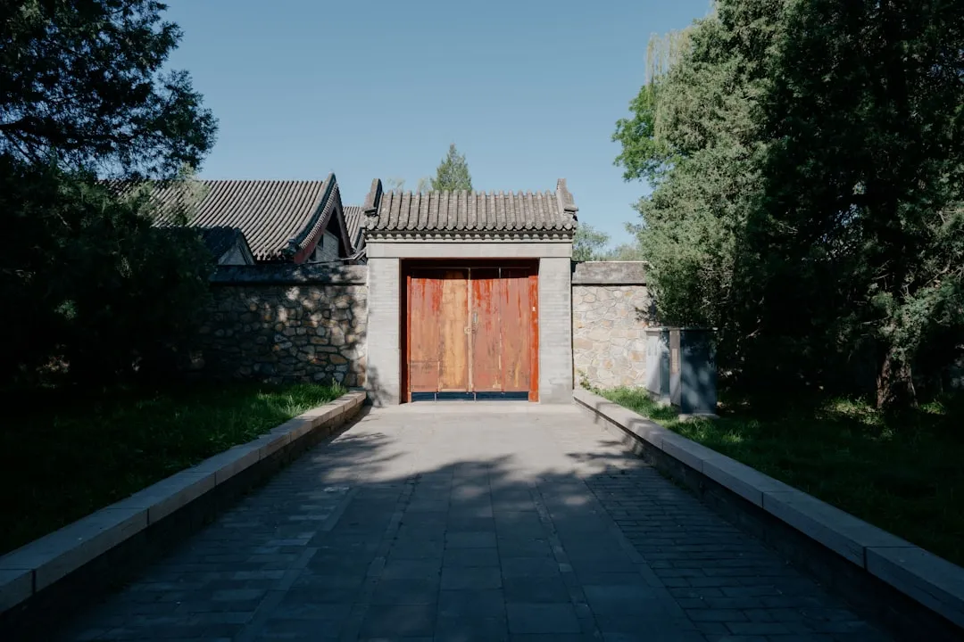 锦州铜门与防盗门选购指南：松岩御造全系产品对比分析正文配图 2